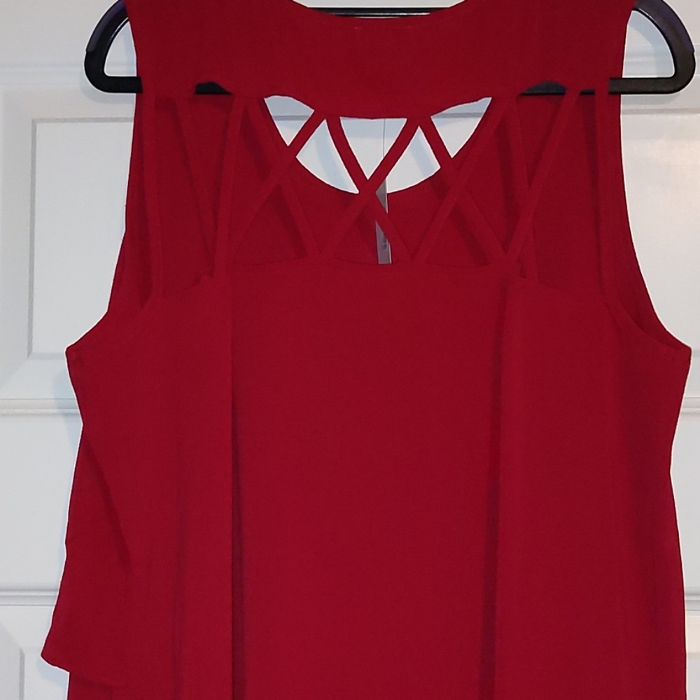 Red high-low top - Picture 4 of 6
